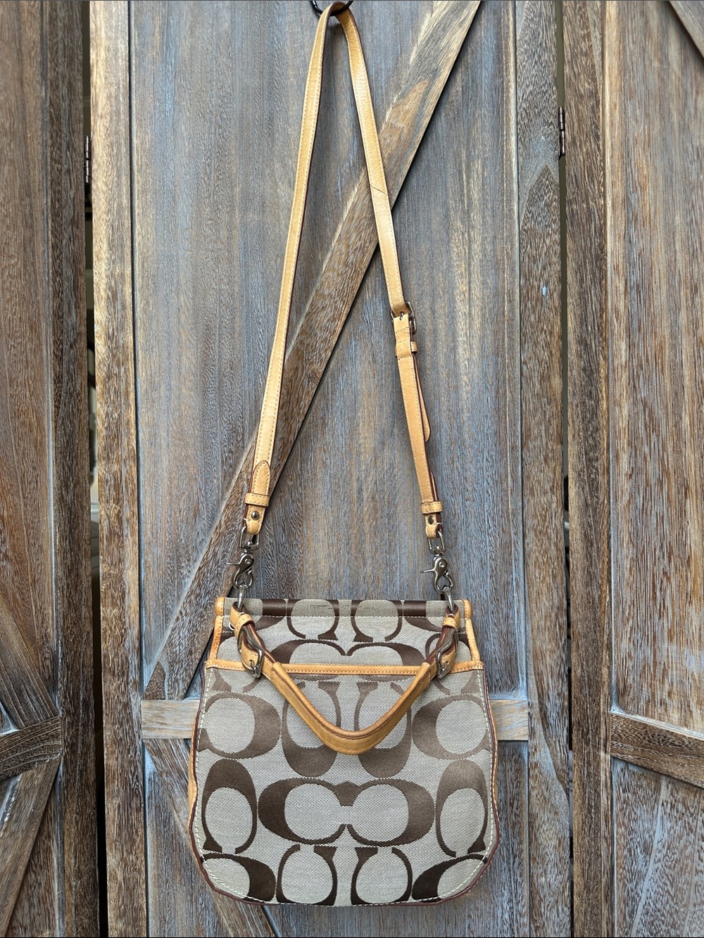 Coach 70th Anniversary Limited Edition Willis Legacy Top Handle Crossbody Bag - Picture 3 of 16